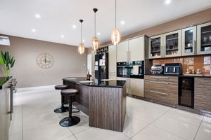 Photo 15- click for photo gallery